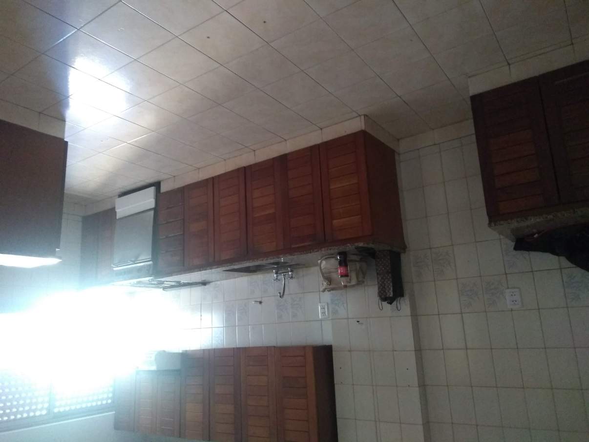 Amplio departamento de tres dormitorios en venta , zona bancaria, Centro
