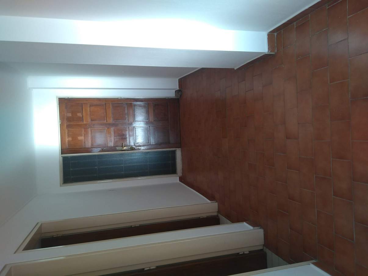 Amplio departamento de tres dormitorios en venta , zona bancaria, Centro