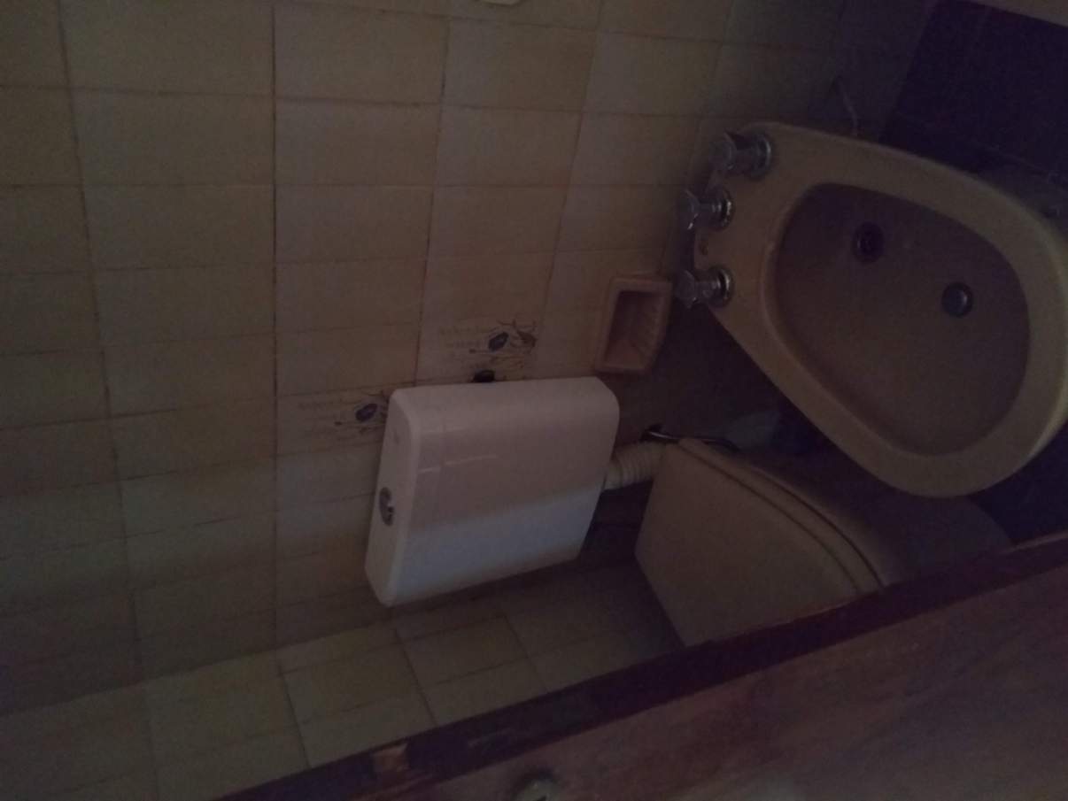 Amplio departamento de tres dormitorios en venta , zona bancaria, Centro