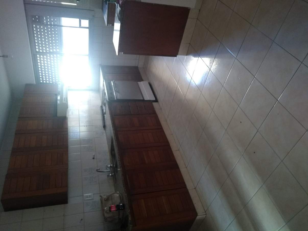 Amplio departamento de tres dormitorios en venta , zona bancaria, Centro