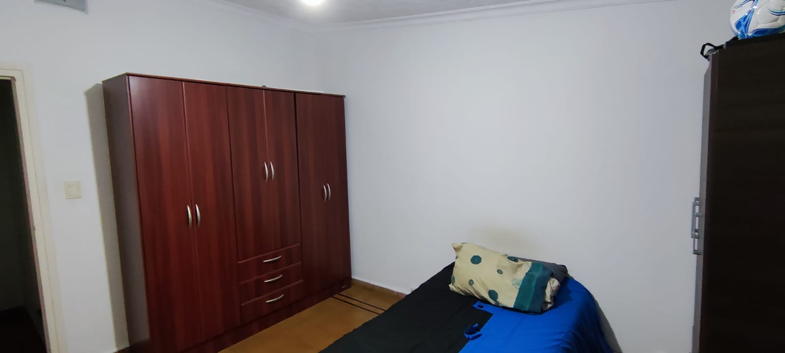 VENTA CASA EN BARRIO CRISOL 4 DORMITORIOS
