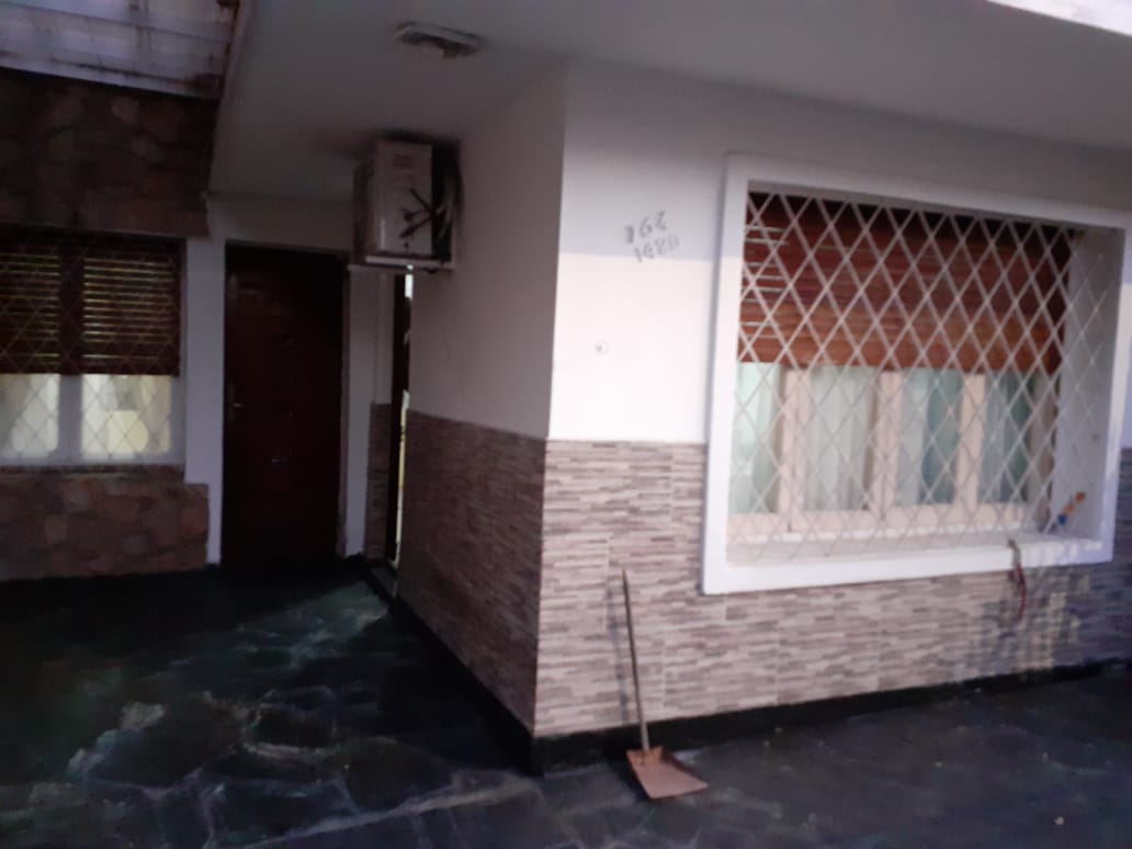 VENTA CASA EN BARRIO CRISOL 4 DORMITORIOS