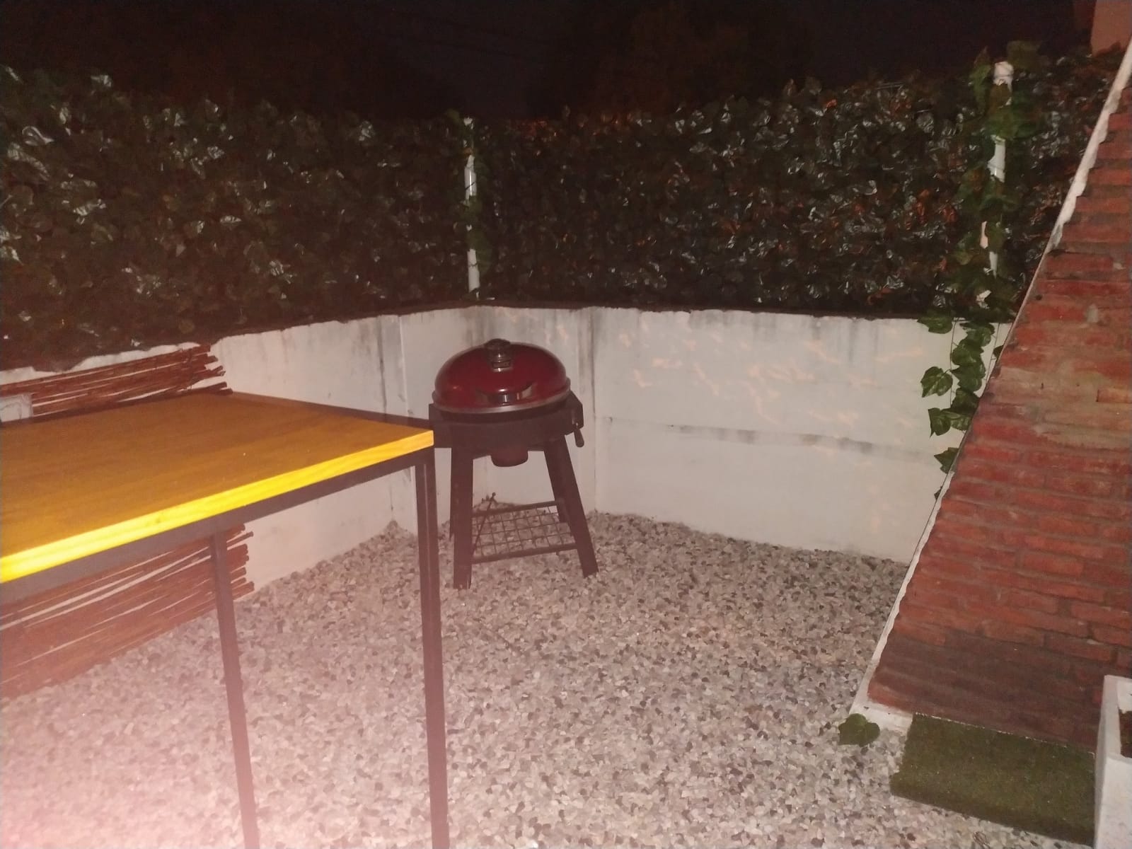 VENTA CASA EN BARRIO CRISOL 4 DORMITORIOS