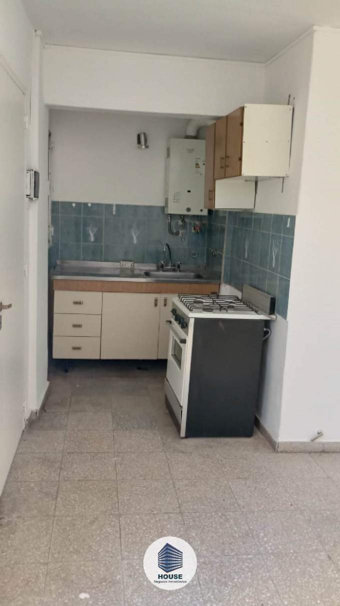DEPARTAMENTO 1 DORMITORIO EN VENTA CON RENTA EN ALBERDI EXCELENTE UBICACIÓN