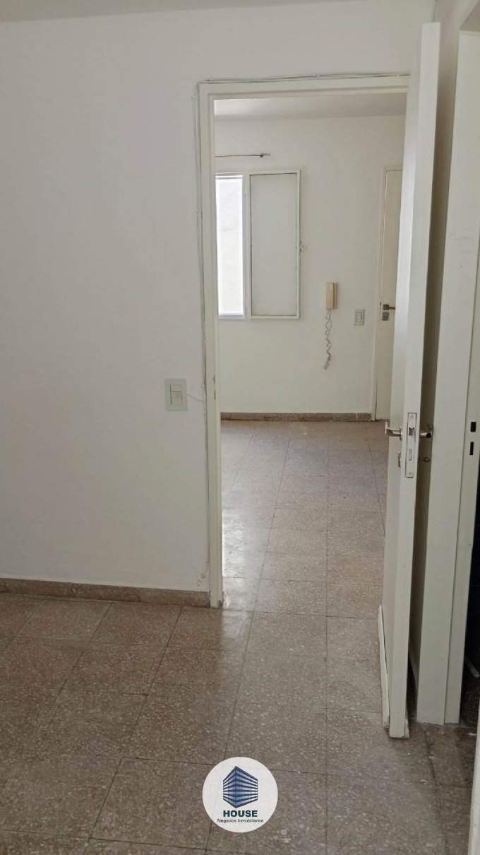 DEPARTAMENTO 1 DORMITORIO EN VENTA CON RENTA EN ALBERDI EXCELENTE UBICACIÓN
