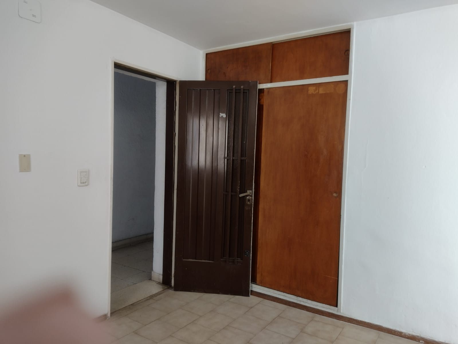 VENTA MONOAMBIENTE DIVIDIDO EN BARRIO ALBERDI