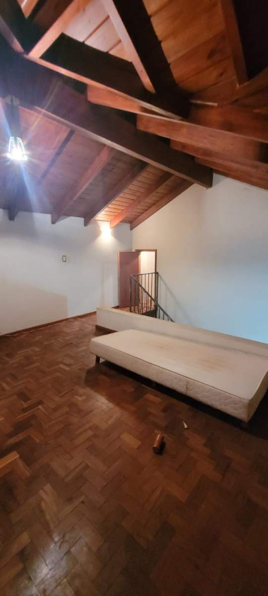 CASA EN VENTA BARRIO EL REFUGIO ARGUELLO  -  2 DORMITORIOS