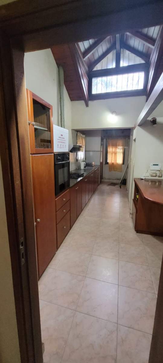 CASA EN VENTA BARRIO EL REFUGIO ARGUELLO  -  2 DORMITORIOS