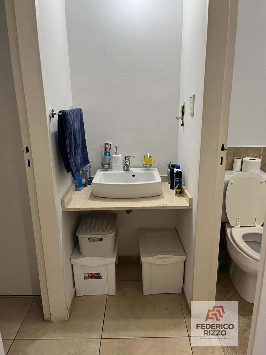 EN  VENTA DPTO 1 DORMITORIO CON COCHERA. BARRIO GENERAL PAZ