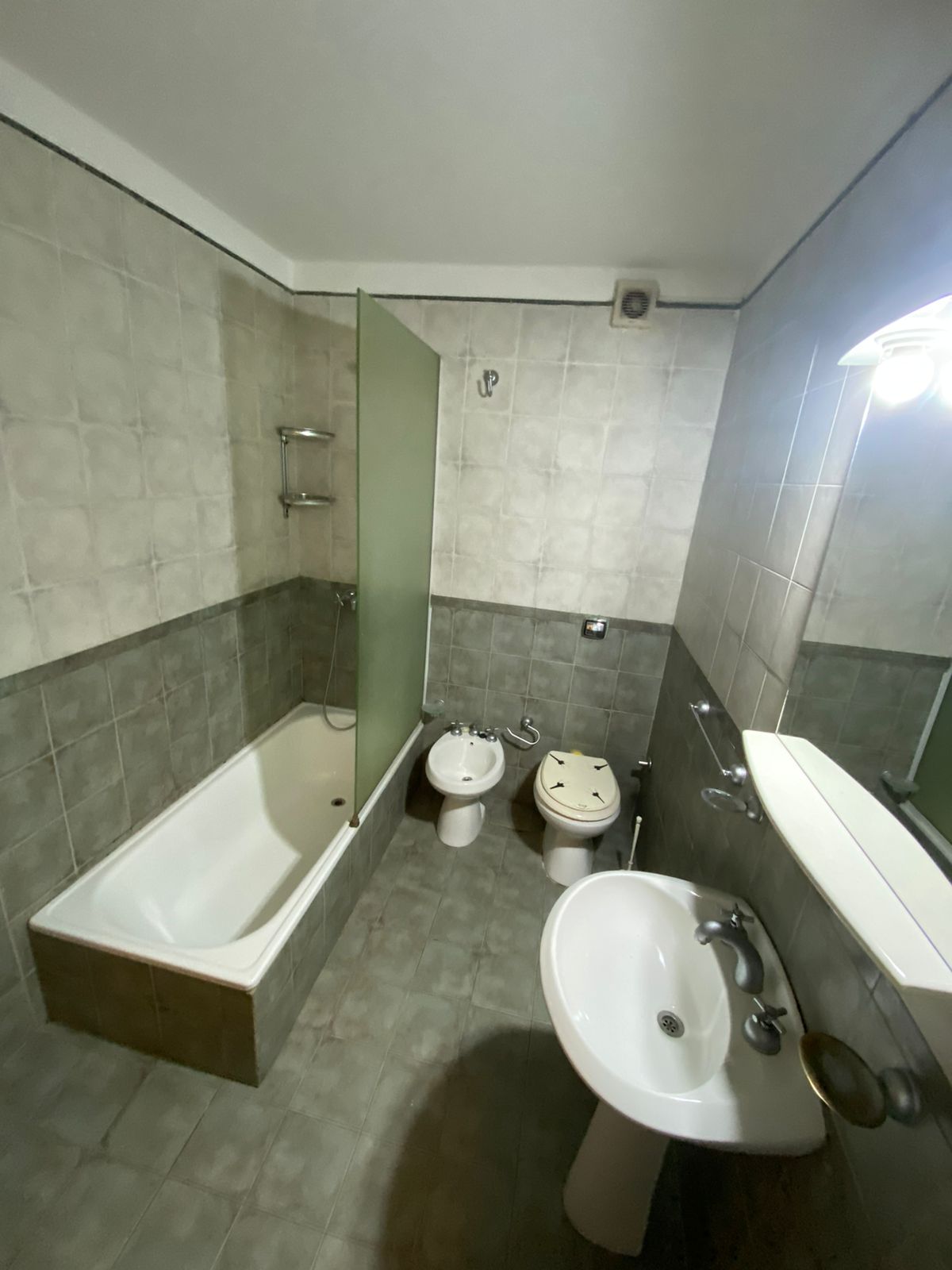 VENDO DEPTO DOS DORMITORIOS EN PLENO NUEVA CÓRDOBA - ITUZAINGO 486