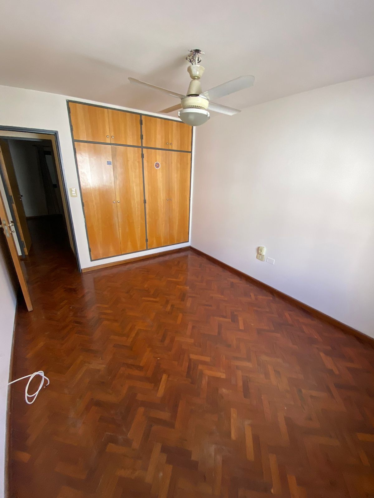 VENDO DEPTO DOS DORMITORIOS EN PLENO NUEVA CÓRDOBA - ITUZAINGO 486