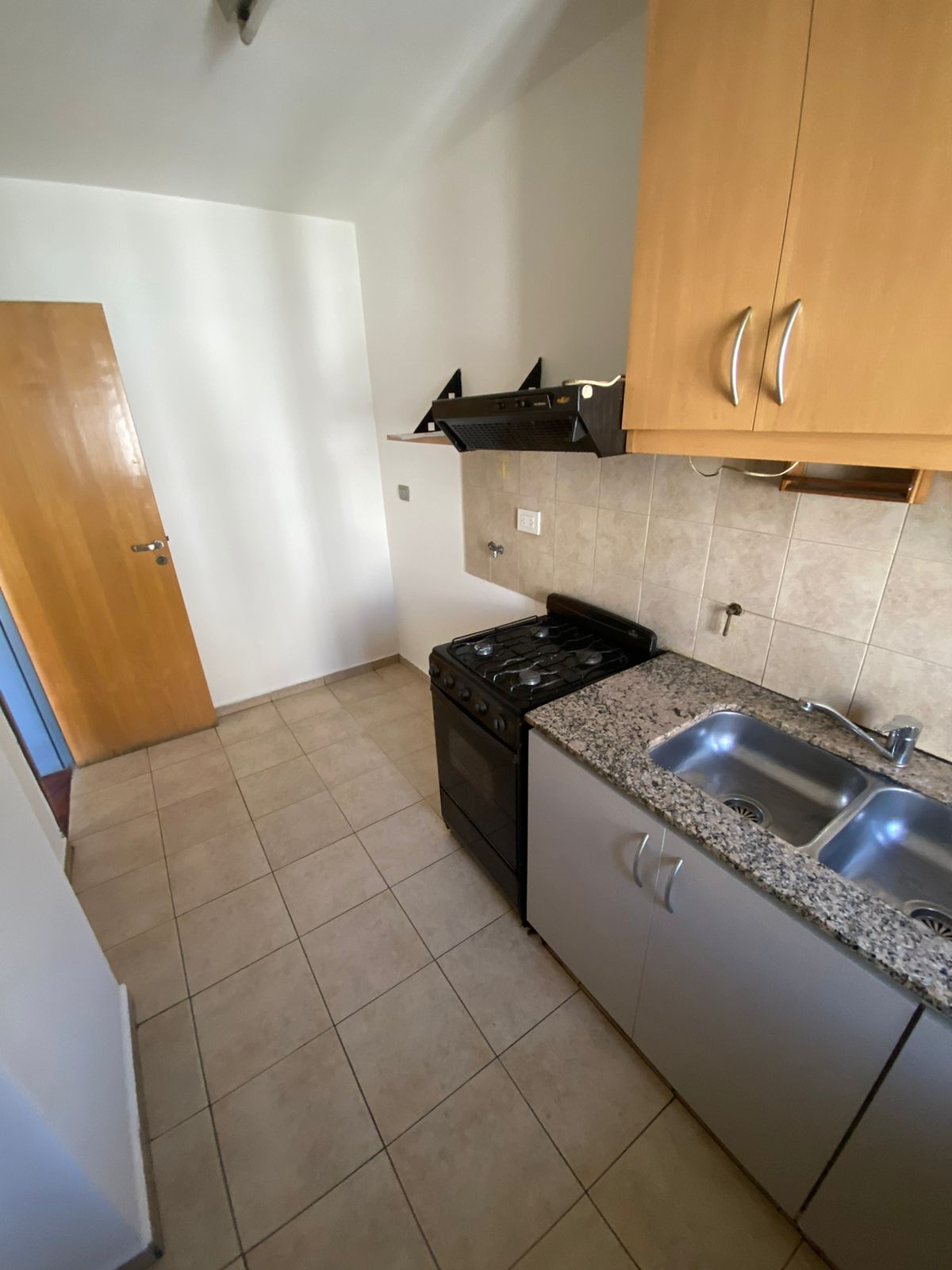 VENDO DEPTO DOS DORMITORIOS EN PLENO NUEVA CÓRDOBA - ITUZAINGO 486