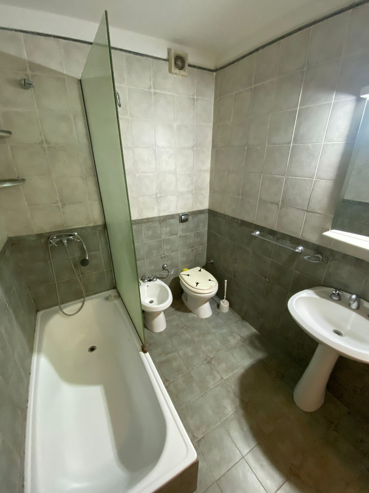 VENDO DEPTO DOS DORMITORIOS EN PLENO NUEVA CÓRDOBA - ITUZAINGO 486