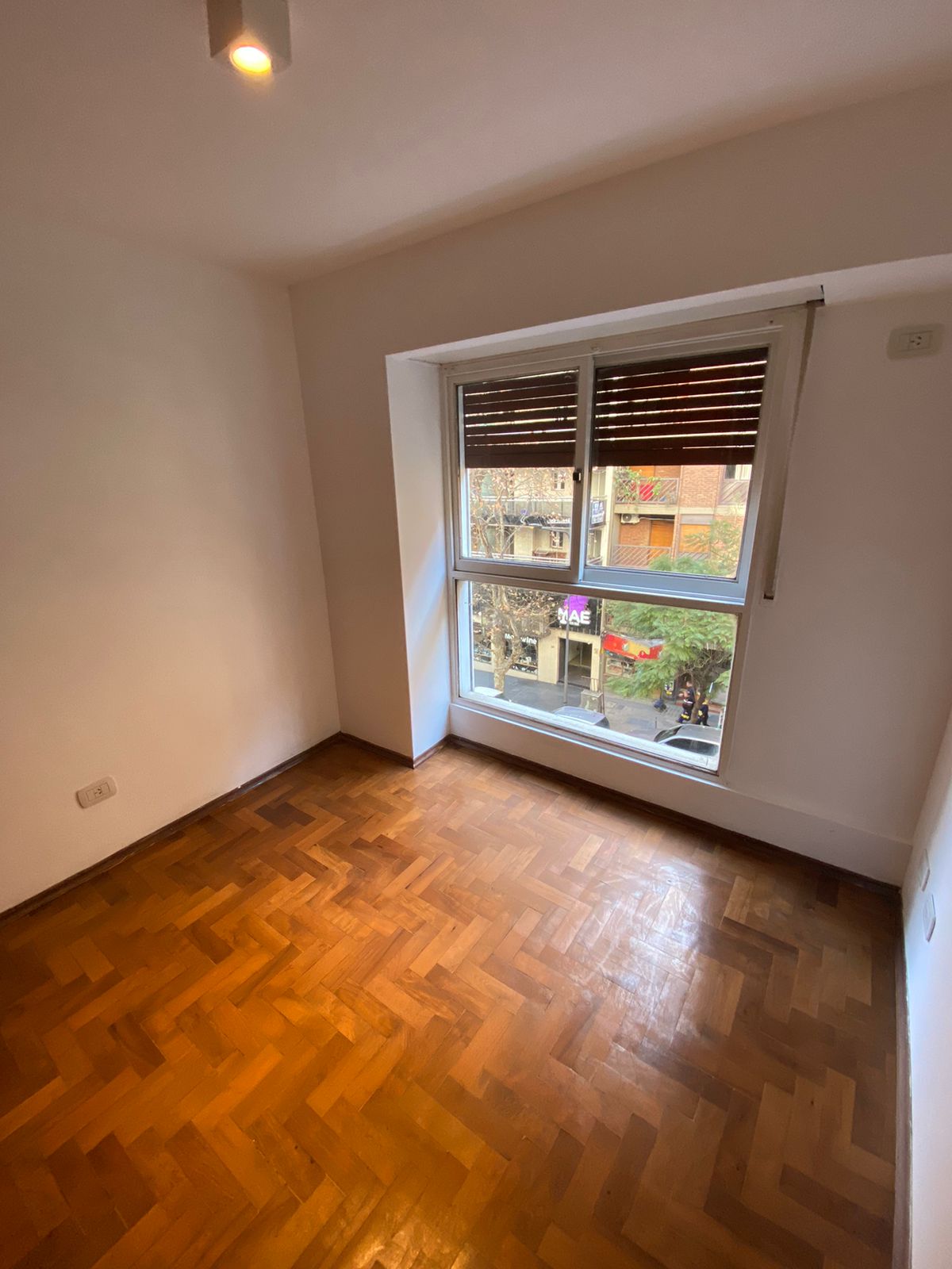 VENDO DEPTO 3 DORM. EN PLENO NUEVA CÓRDOBA - SAN LORENZO 322