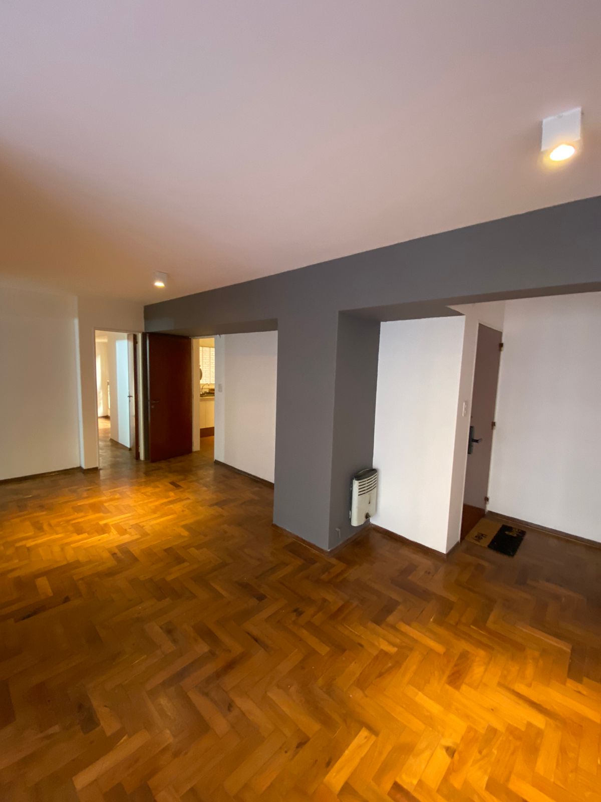 VENDO DEPTO 3 DORM. EN PLENO NUEVA CÓRDOBA - SAN LORENZO 322