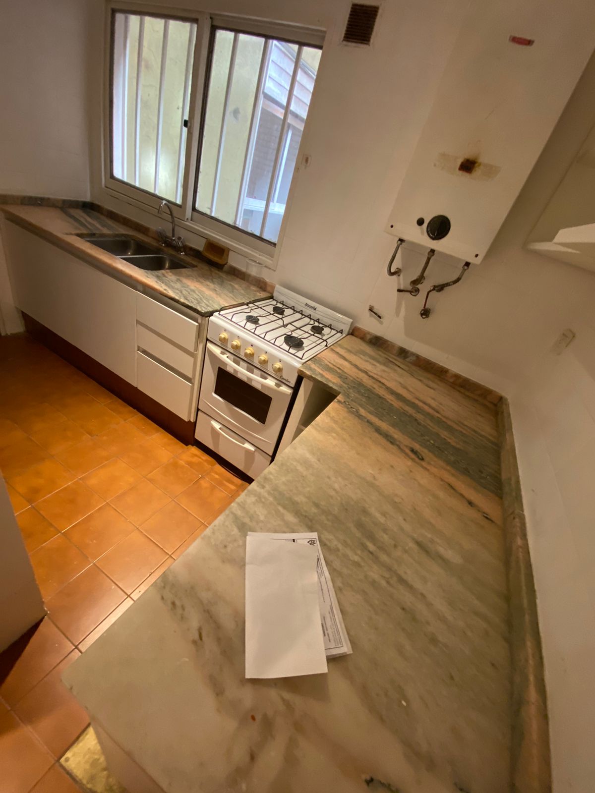 VENDO DEPTO 3 DORM. EN PLENO NUEVA CÓRDOBA - SAN LORENZO 322