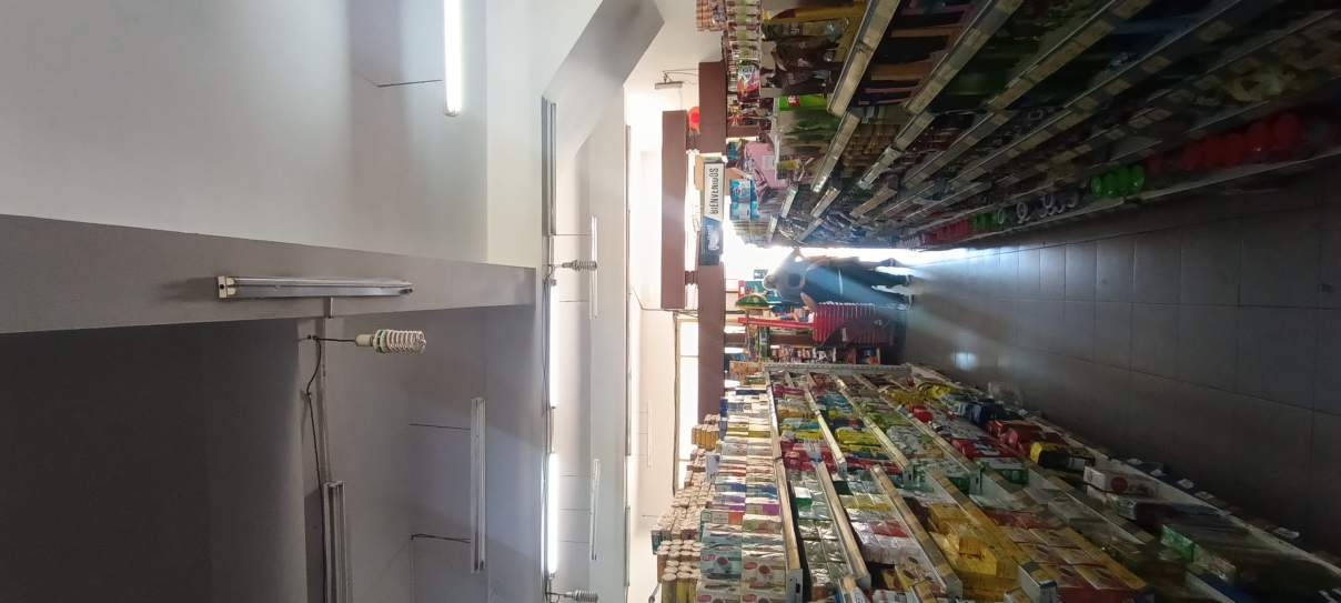 LOCAL COMERCIAL EN EL CENTRO DE LA CALERA . LINDANTE A LA MUNICIPALIDAD DE LA CALERA  DPTO TRES DORM