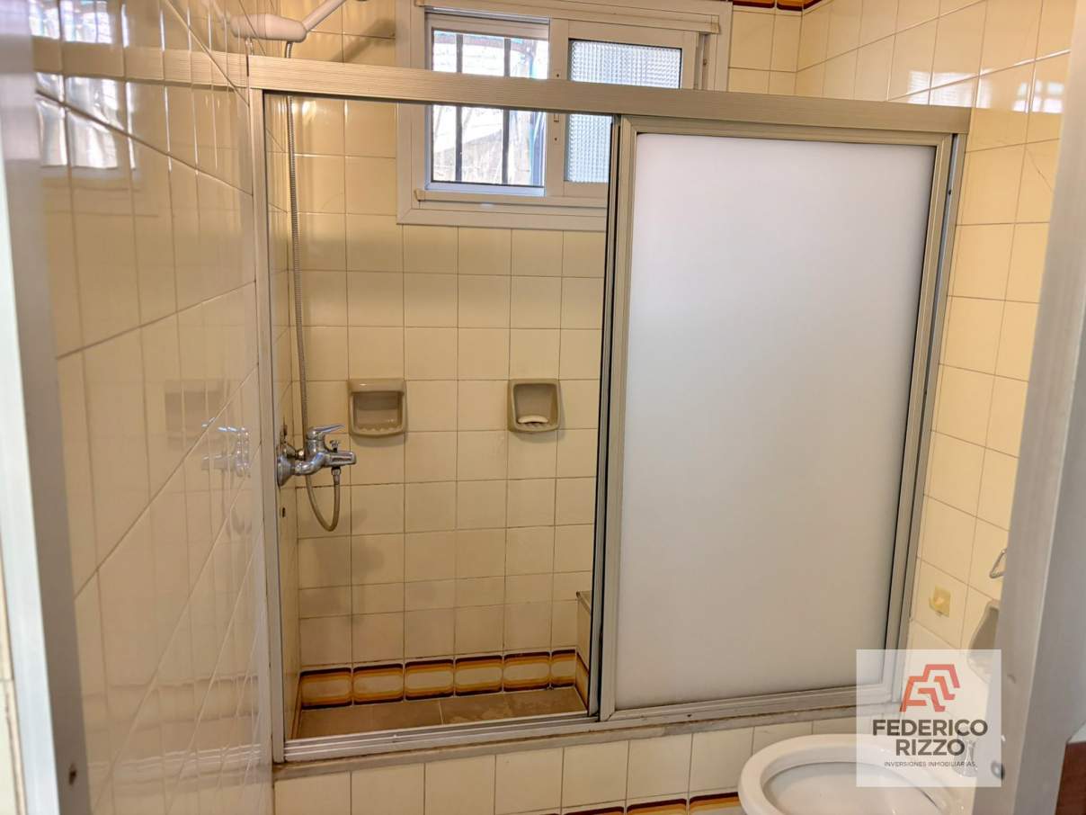 Venta Casa en B Rogelio Martinez. Ideal
