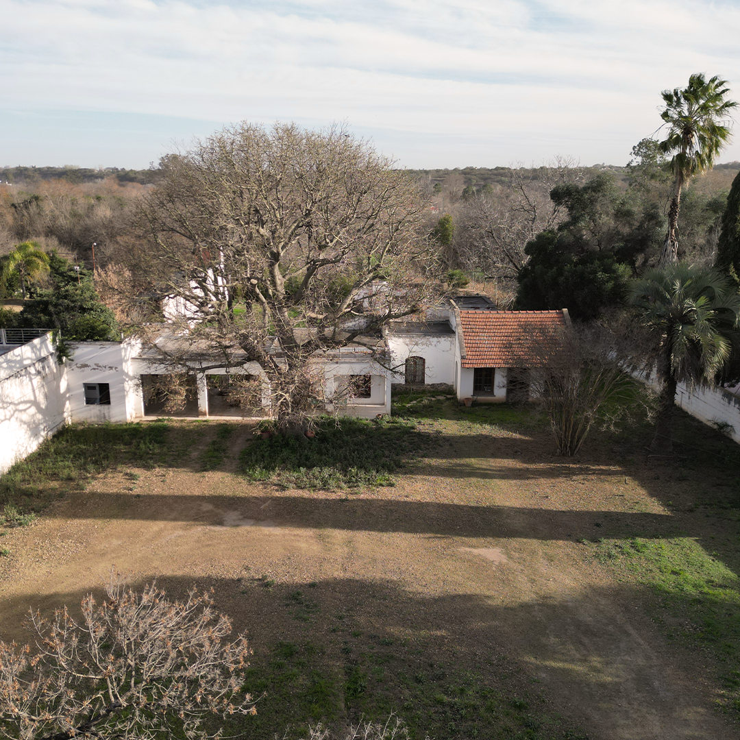 Terreno estratégico para desarrollo inmobiliario o vivienda de categoría