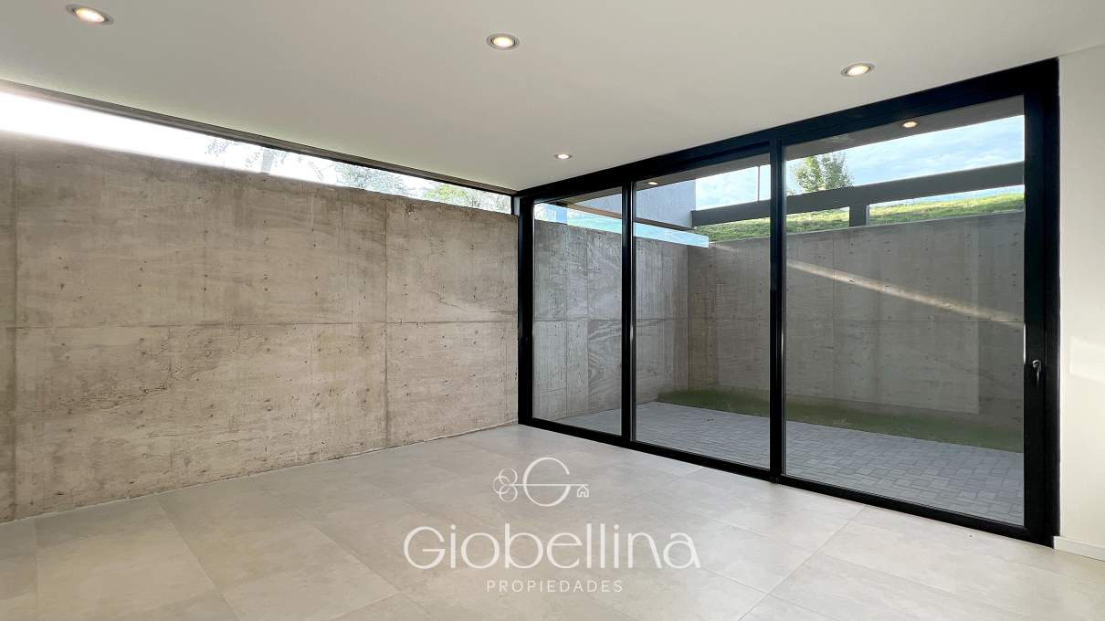 Casa moderna vista fondo golf en Estancia El Terron con pileta a estrenar