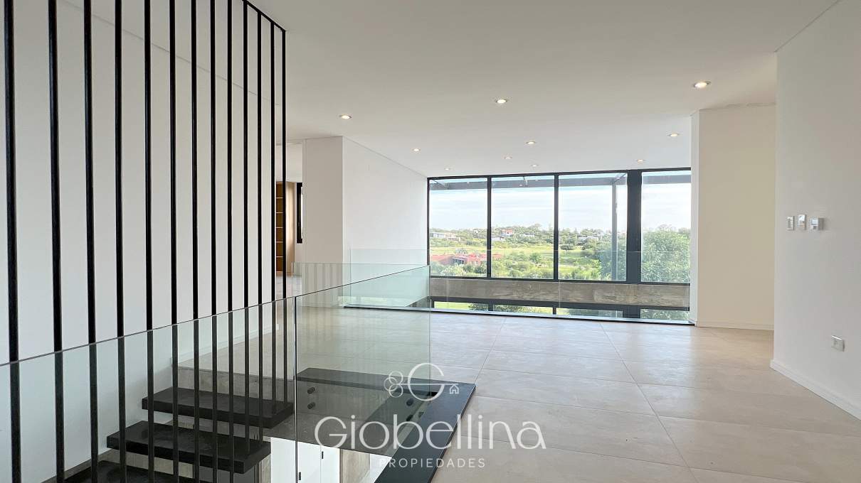 Casa moderna vista fondo golf en Estancia El Terron con pileta a estrenar