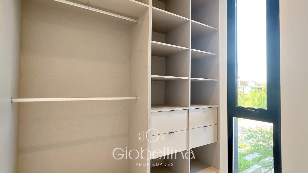 Casa moderna vista fondo golf en Estancia El Terron con pileta a estrenar