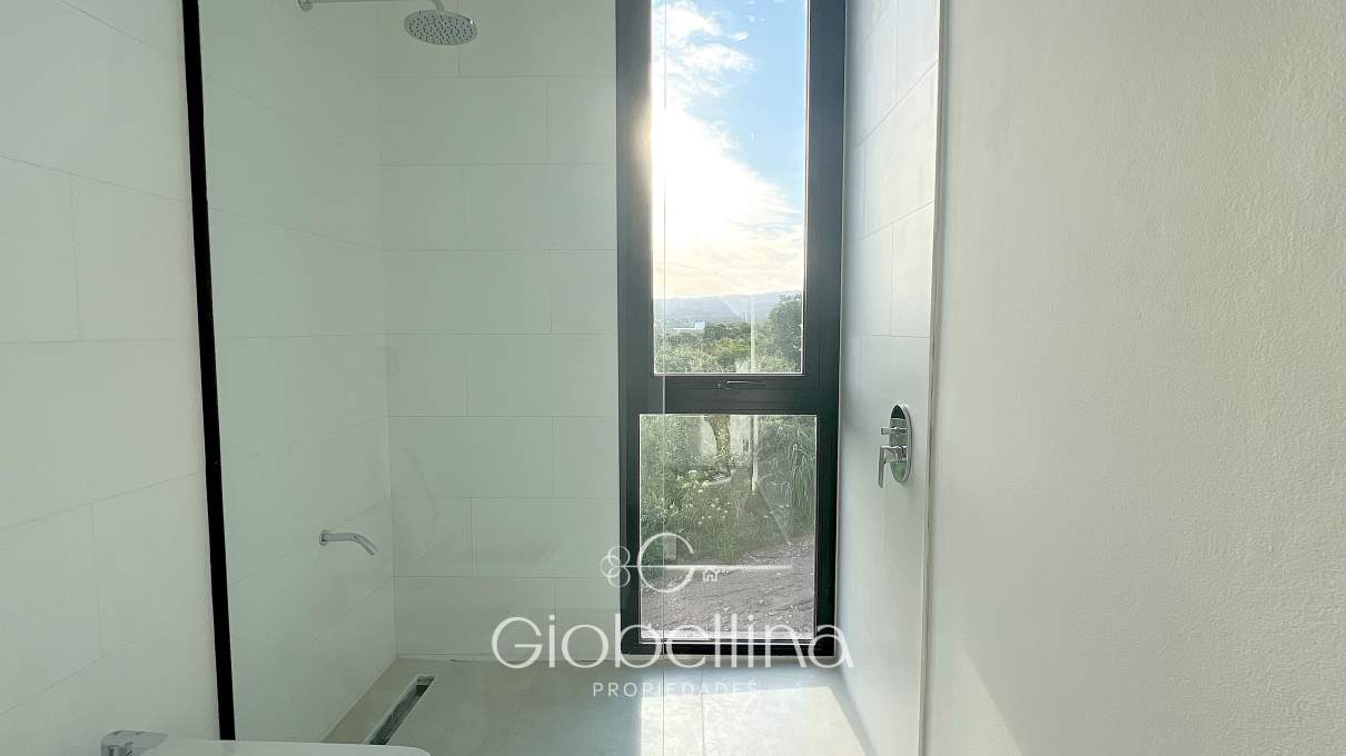 Casa moderna vista fondo golf en Estancia El Terron con pileta a estrenar