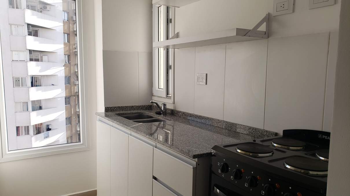 Dpto. EN VENTA con Gran Vista y Balcón. GUEMES. Córdoba.