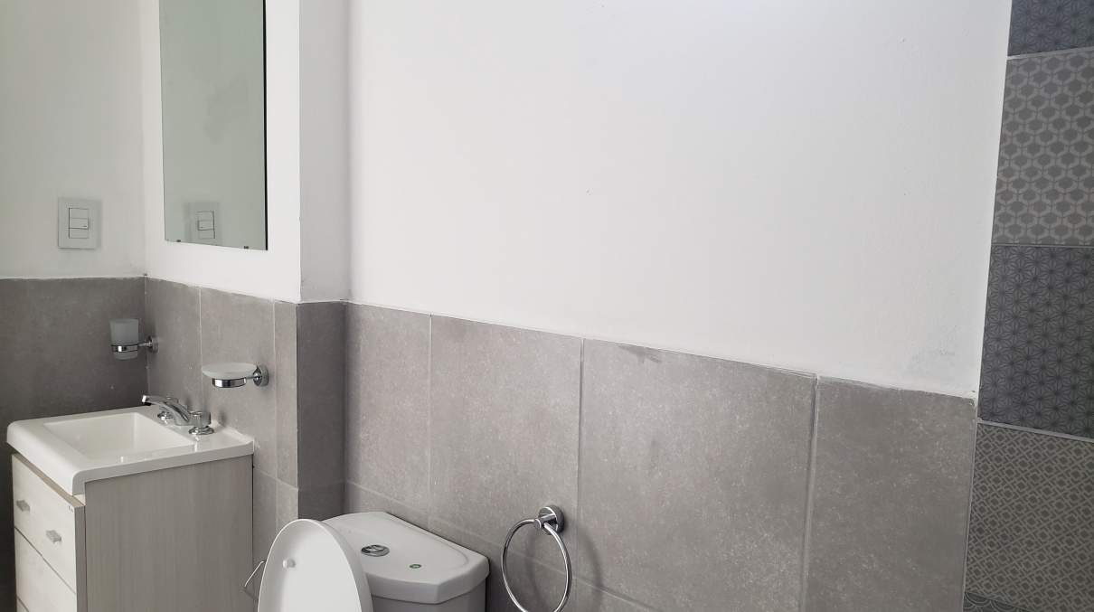 Dpto. EN VENTA con Gran Vista y Balcón. GUEMES. Córdoba.