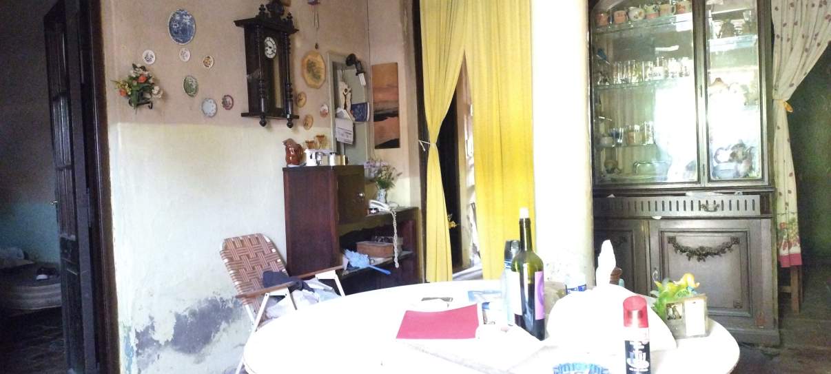 EN VENTA CASA A RECICLAR EN BARRIO ALBERDI