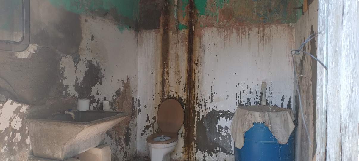 EN VENTA CASA A RECICLAR EN BARRIO ALBERDI