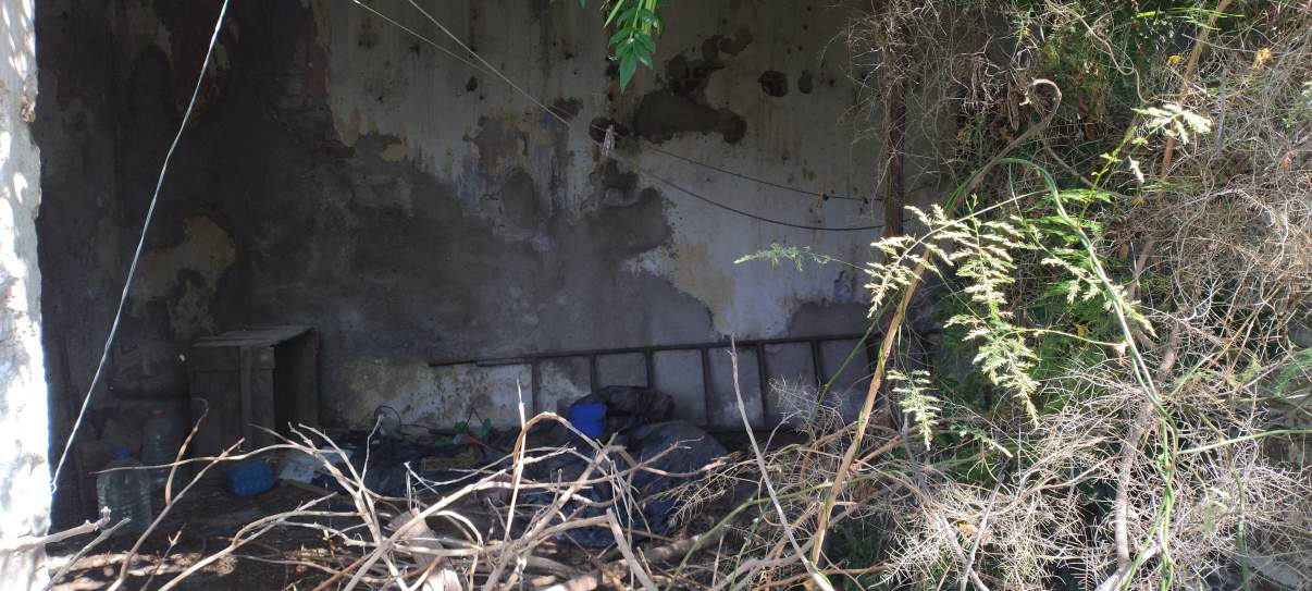 EN VENTA CASA A RECICLAR EN BARRIO ALBERDI