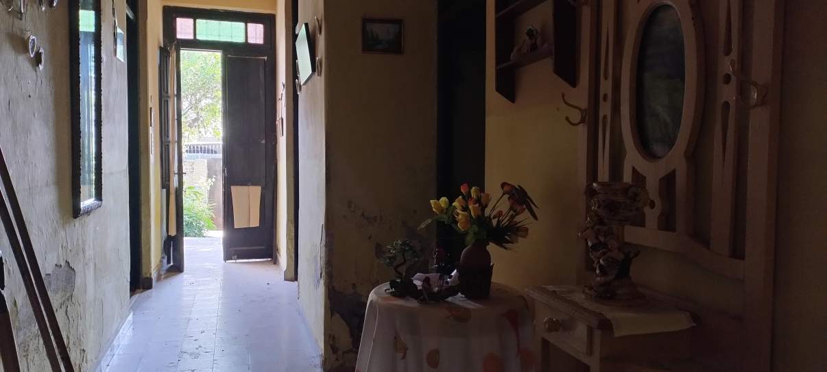 EN VENTA CASA A RECICLAR EN BARRIO ALBERDI