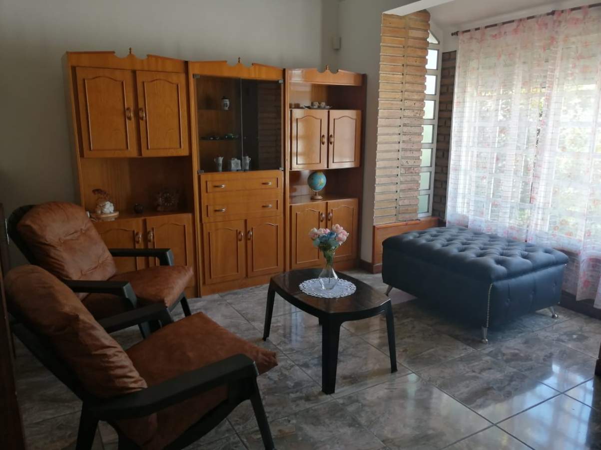 CASA EN VENTA, 3 DORMITORIOS, VILLA CARLOS PAZ