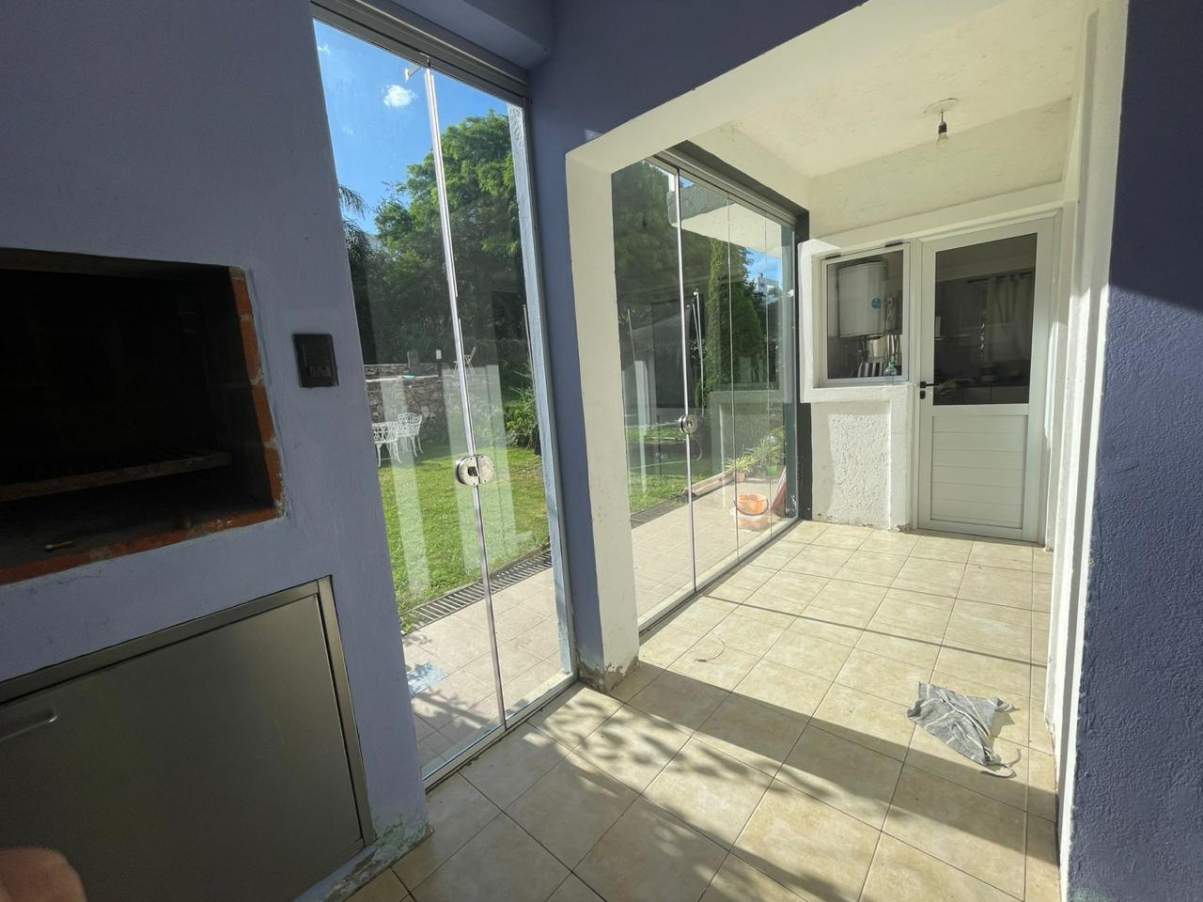 Hermosa Casa con Estilo Único y Excelentes Vistas a la Sierra . En La Estanzuela La calera Cordoba