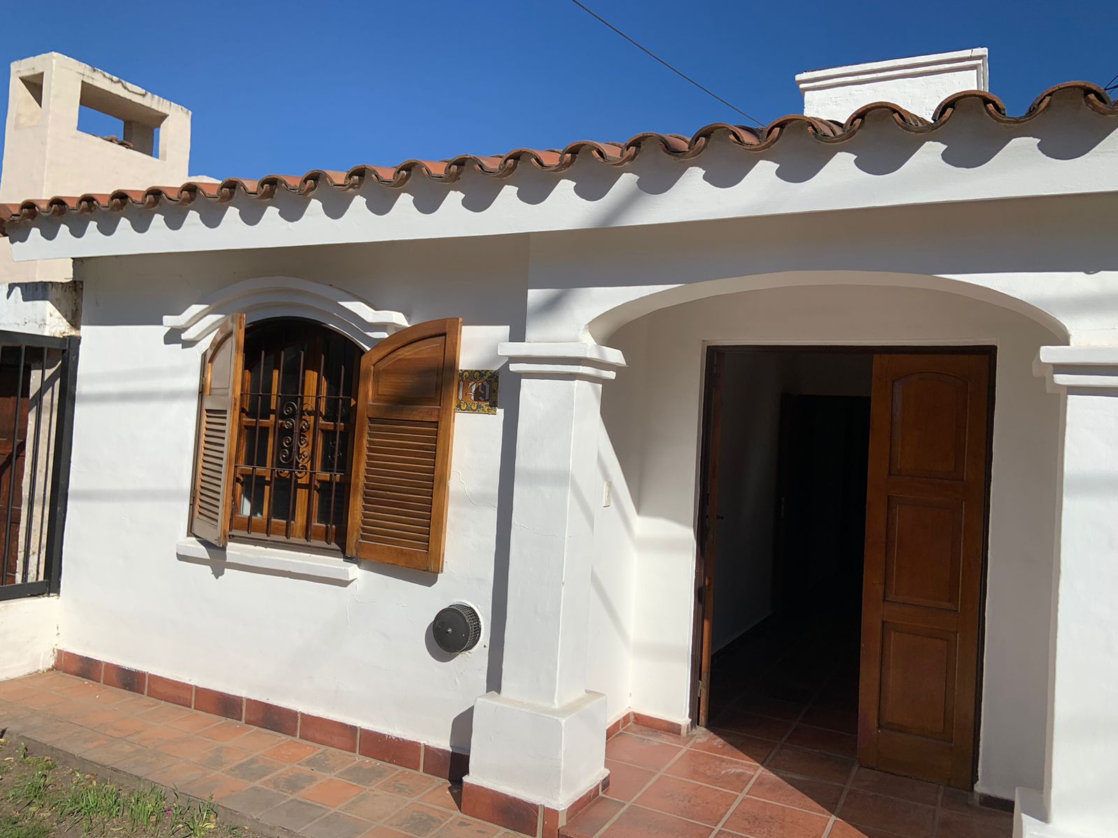 URCA  CASA  A LA VENTA  EXCELENTE UBICACION  ENTRE  DE MENENDEZ PIDAL Y ,LAMARCA !!!!
