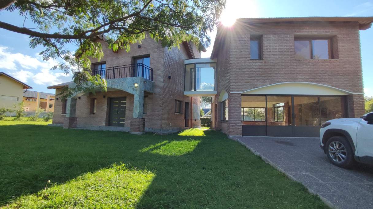 Casa En Venta - Barrio Los Molles - Villa General Belgrano