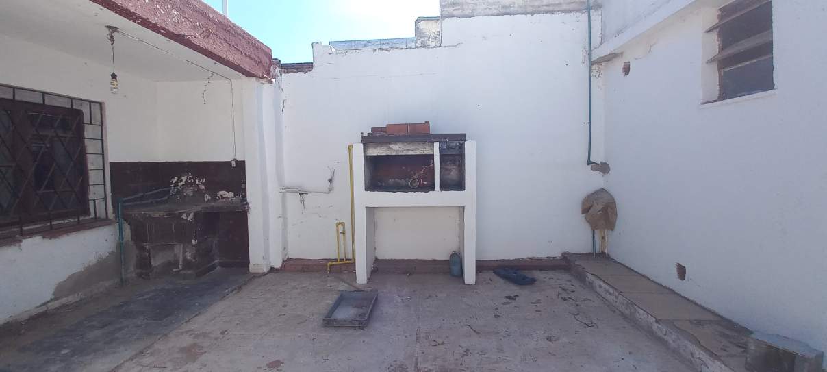 SE VENDE CASA EN VILLA CABRERA