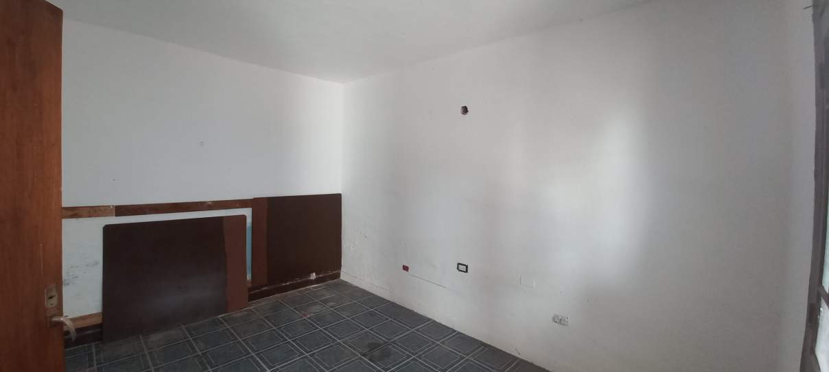 SE VENDE CASA EN VILLA CABRERA