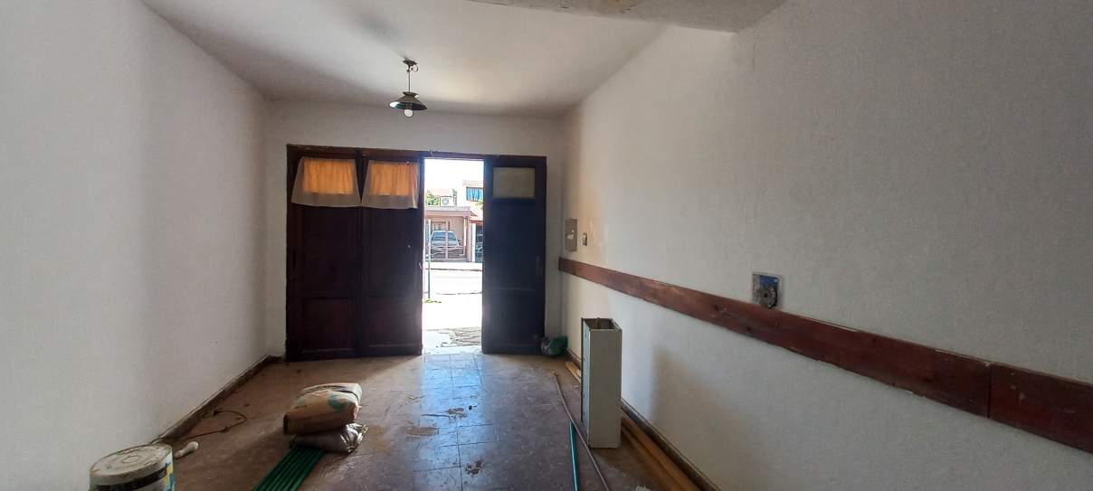 SE VENDE CASA EN VILLA CABRERA