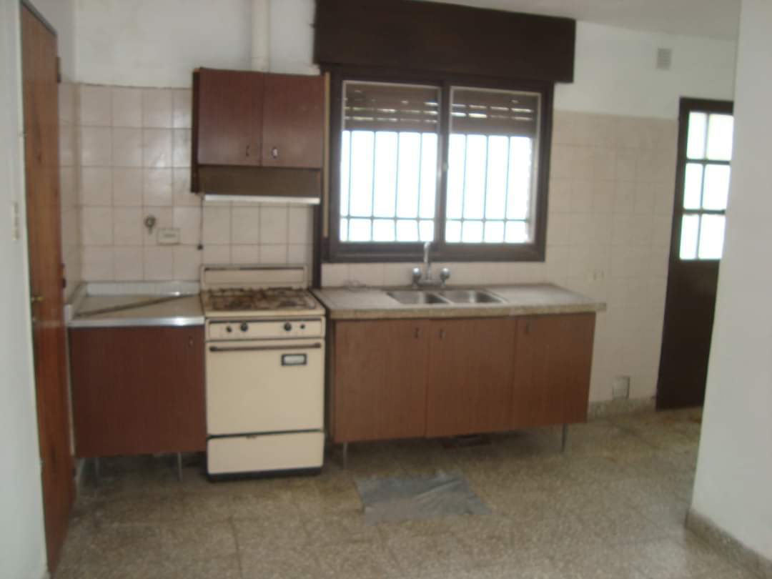 VENTA casa en B° Caceres mtros del Misericordia