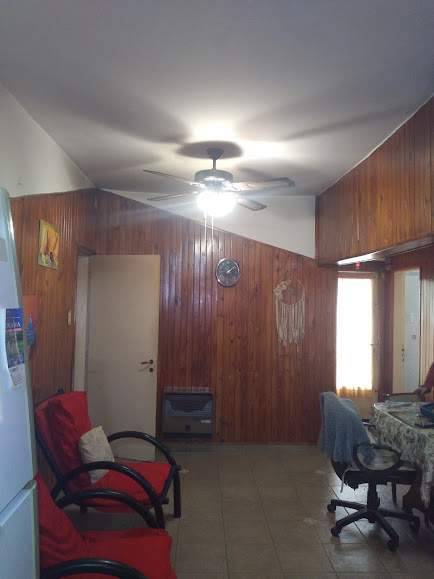 Vendo casa 3 dorm. ccochera. Empalme.