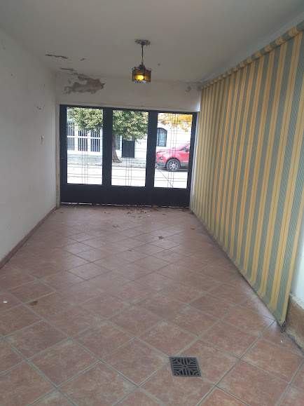 Vendo casa 3 dorm. ccochera. Empalme.