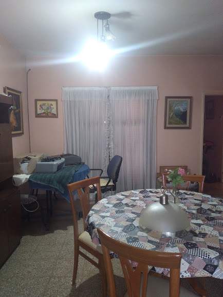 Vendo casa 3 dorm. ccochera. Empalme.