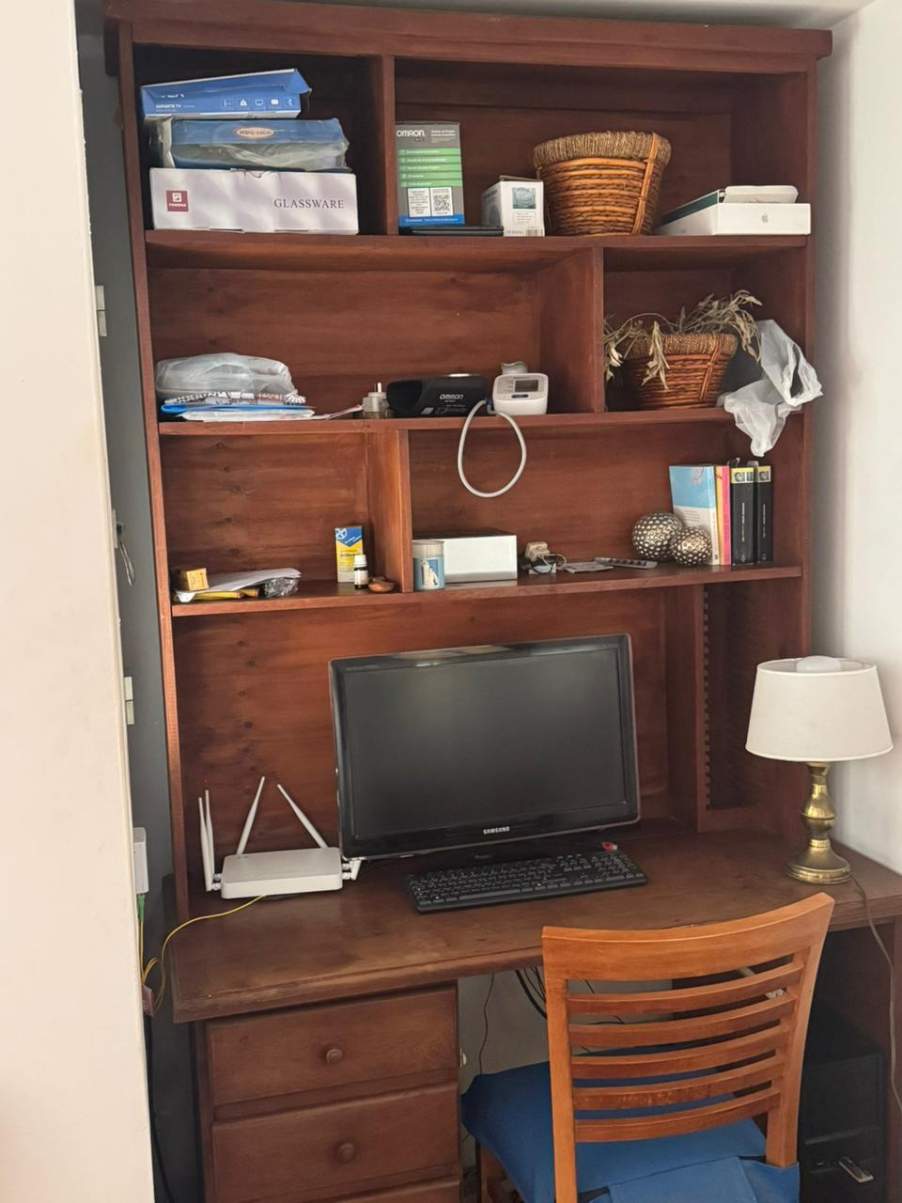 Vendo dpto 2 dorm cbalcón y cochera. Centro