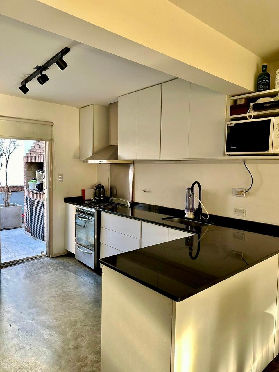 Vendo excelente departamento con estilo en Nueva Córdoba de 3 dormitorios