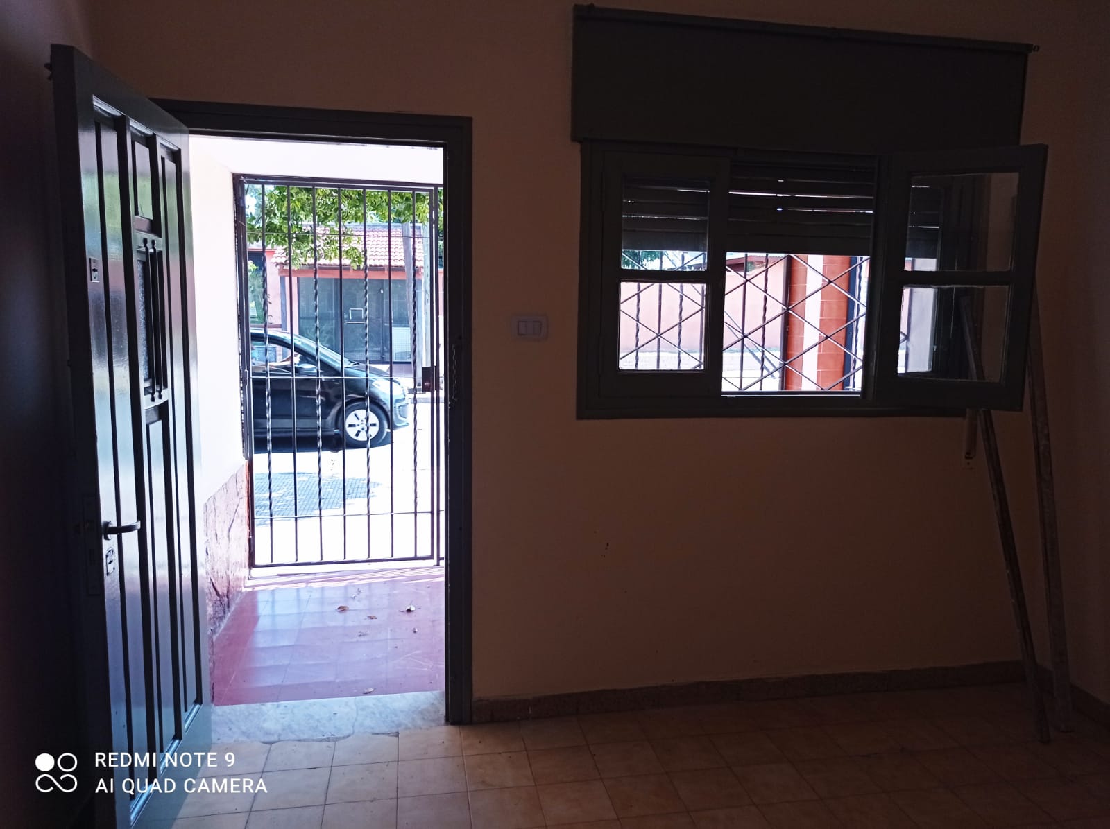 IMPERDIBLE CASA EN ALQUILER 2 DORM B ALTO ALBERDI - PEREDO 3076