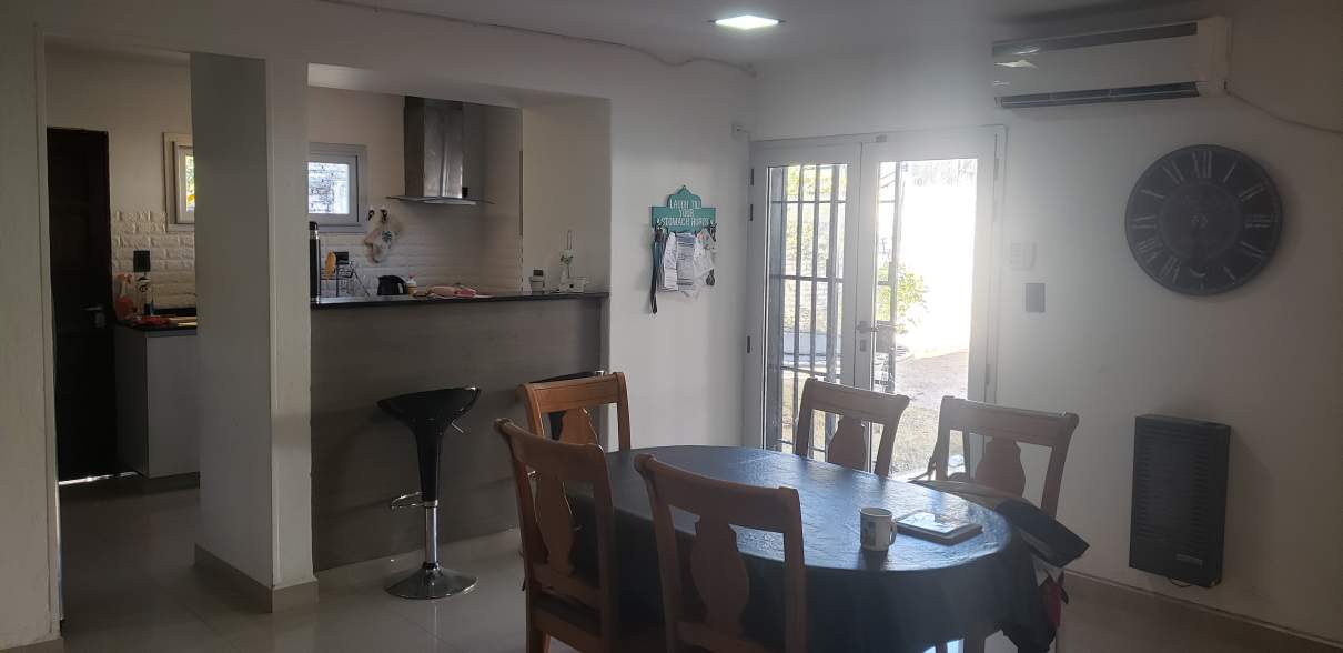 Alenadro Centeno casa 3dor totalmente reciclada!