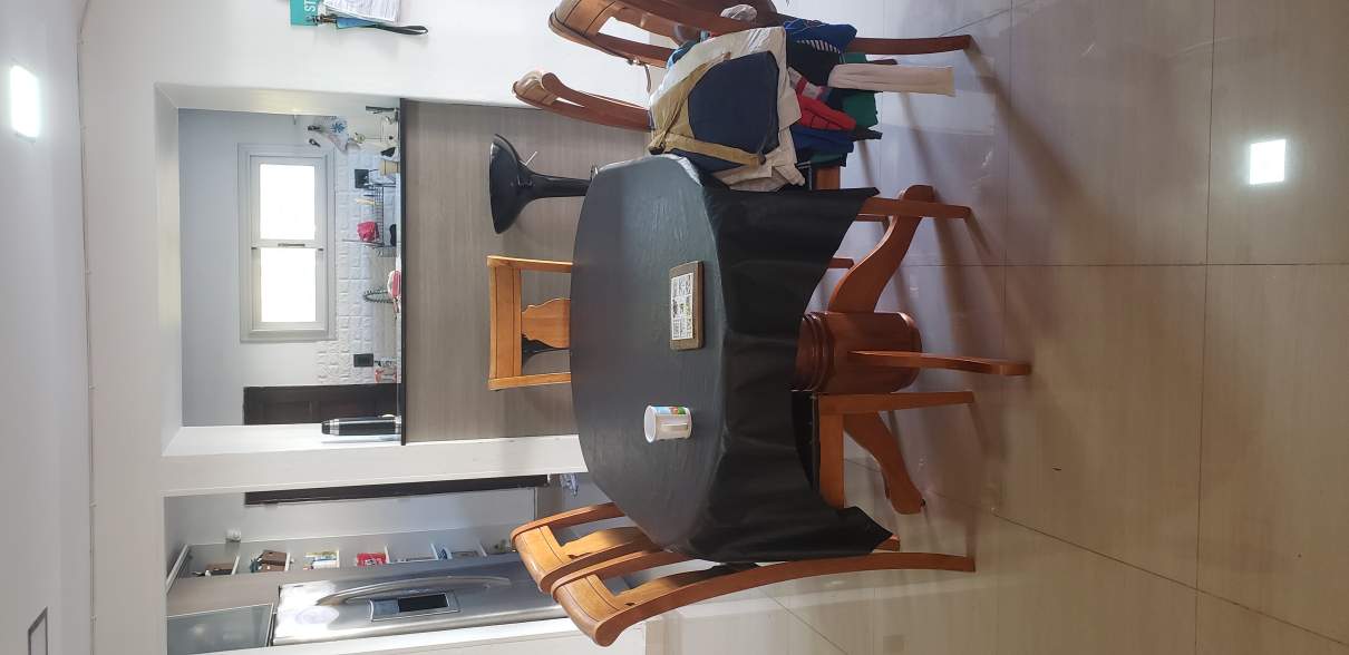 Alenadro Centeno casa 3dor totalmente reciclada!