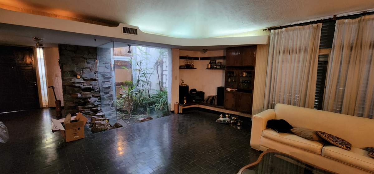 Cerro casa en alquiler uso comercial profesional